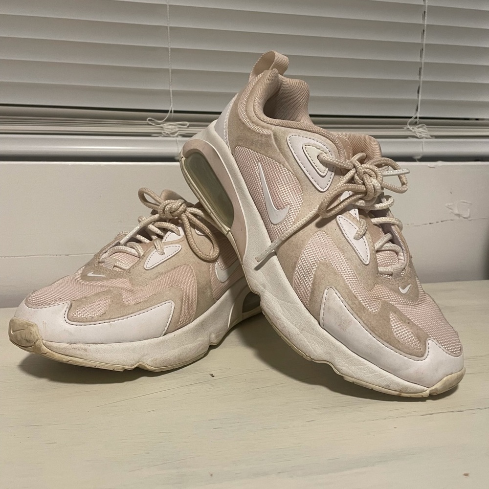 Nike Air Max 200 Light Pink Size 6